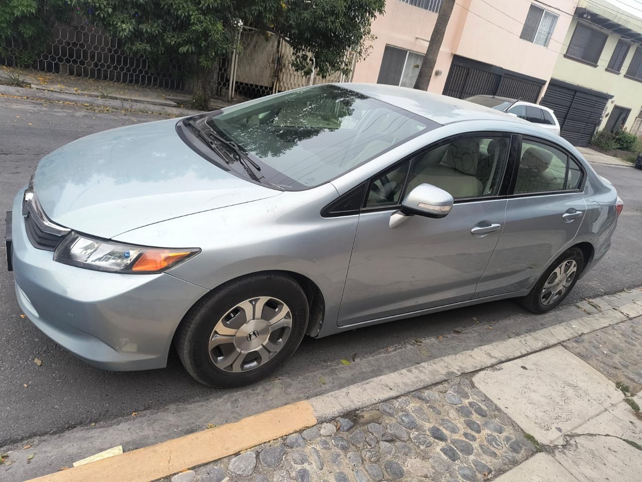 Honda Civic Hybrid 2012 - lateral frontal